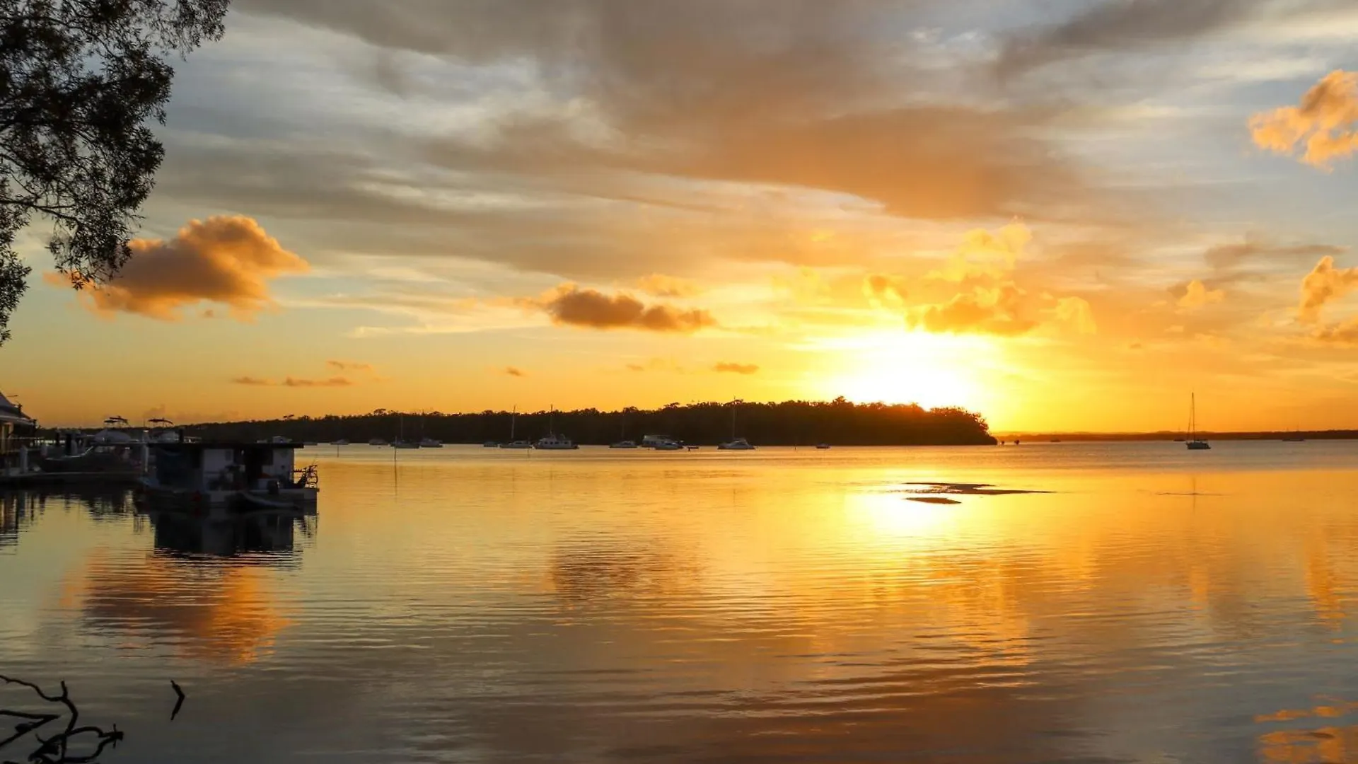 Big4 Breeze Holiday Parks - Rainbow Beach Austrália