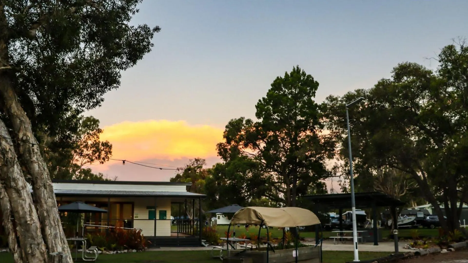 Big4 Breeze Holiday Parks - Rainbow Beach